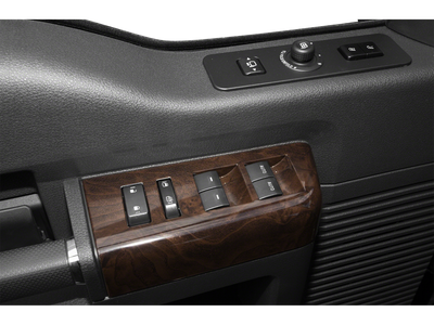 2015 Ford Super Duty F-350 SRW Pickup Lariat