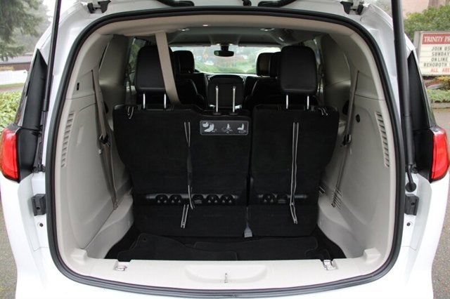 2020 Chrysler Voyager LXI