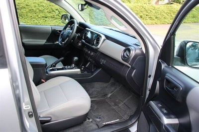 2019 Toyota Tacoma 4WD SR5 V6 ONE OWNER