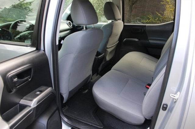 2019 Toyota Tacoma 4WD SR5 V6 ONE OWNER