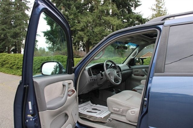 2002 Toyota Sequoia SR5