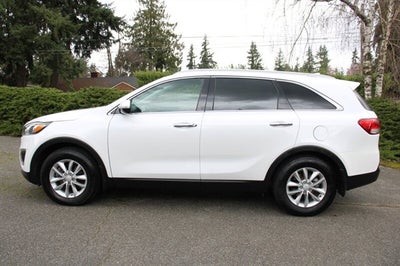 2017 Kia Sorento LX