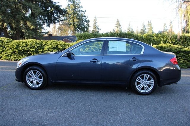 2011 INFINITI G25 Sedan x