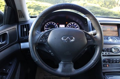 2011 INFINITI G25 Sedan x
