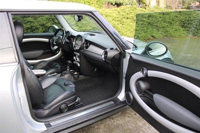 2007 MINI Cooper Hardtop Base